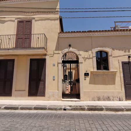 la lanterna casa vacanze Appartamento Noto Esterno foto